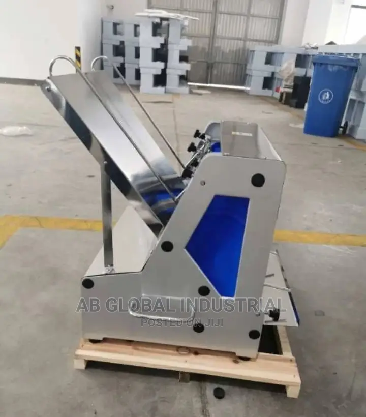 Bread Slicer Cutting Machine