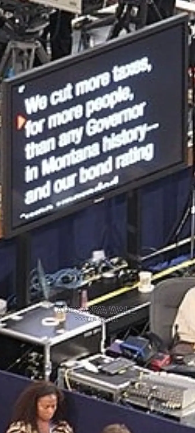 Autocue/Teleprompter on Big Screen Service