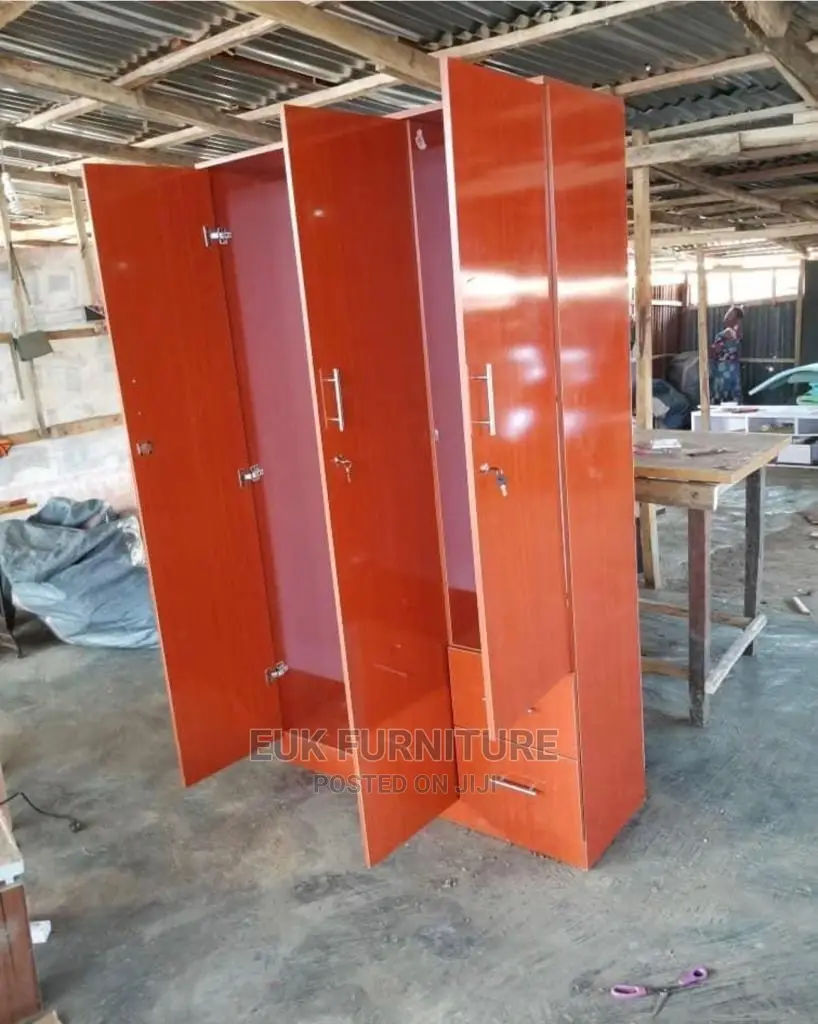 Quality Wardrobe Made With HDF