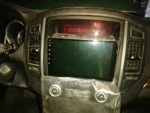 Mitsubishi Pajero Android Navigation System With Camera