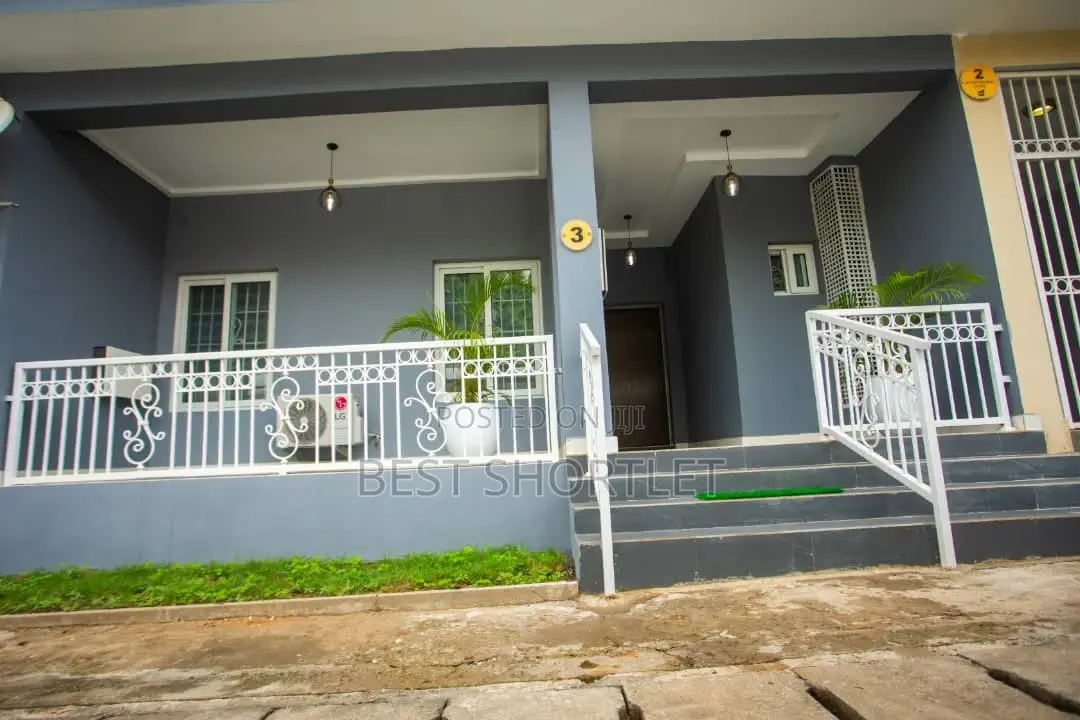 Royal/Luxury 2 Bedroom Duplex
