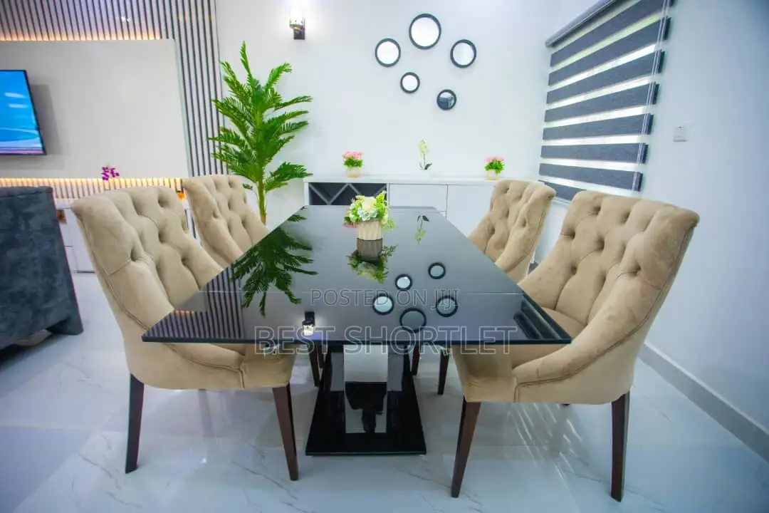 Royal/Luxury 2 Bedroom Duplex