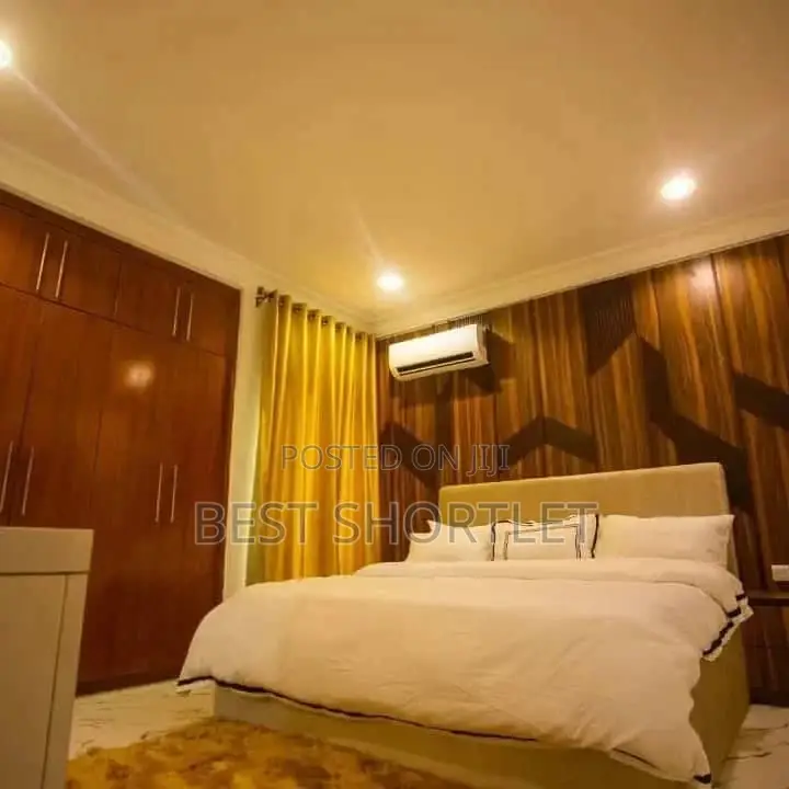 Royal/Luxury 2 Bedroom Duplex