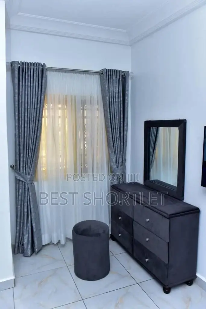 Fancy 3 Bedroom Maitama 
