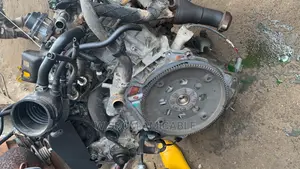 Complete Engine Mazda MPV 2000 Model