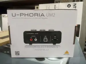 Behringer Sound Card Um2