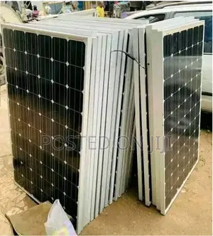 200w Solar Mono Panels (Canadian)