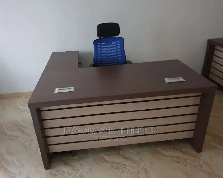 Executive Office Desk With Extension
