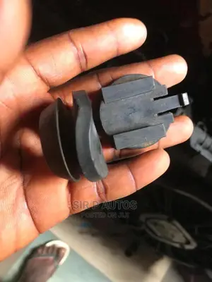 All Kinds of Mercedes Benz Radiator Clip Are Available
