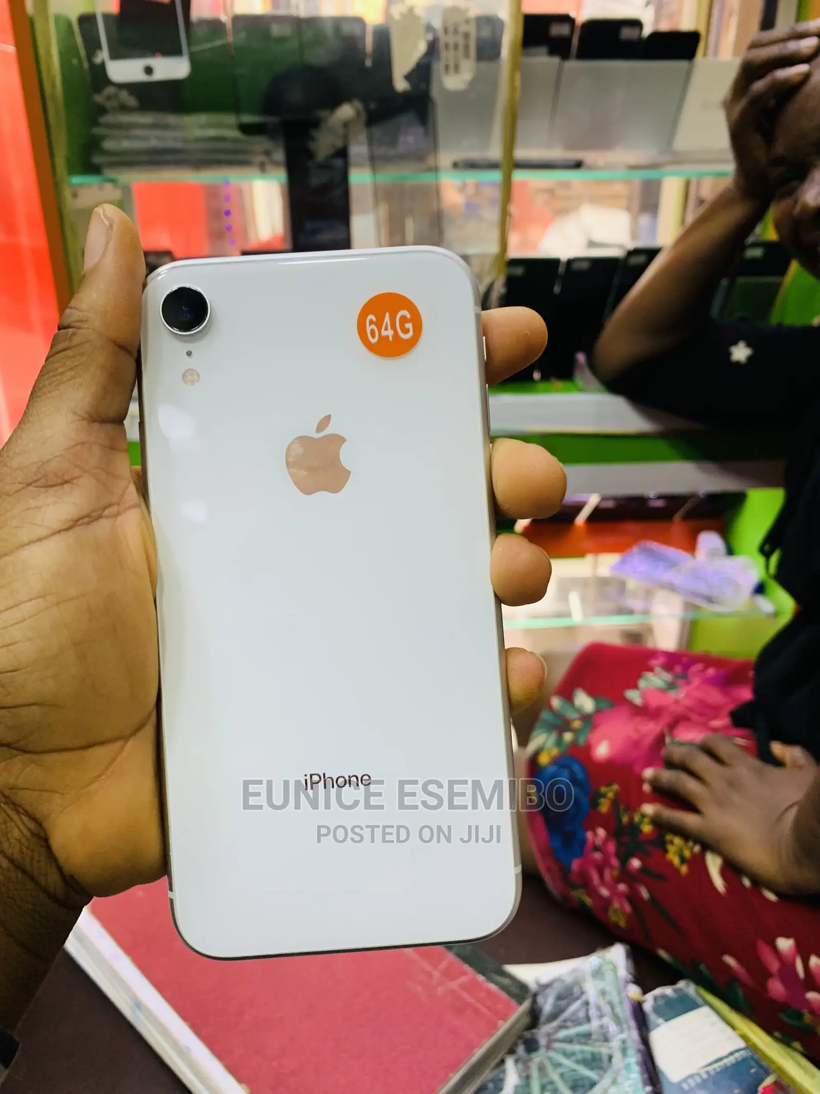 Apple iPhone XR 64 GB White