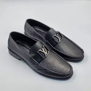High Quality LOUIS VUITTON Loafer Available in Store
