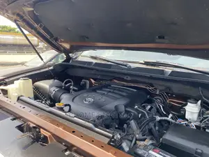 Toyota Tundra 2017
