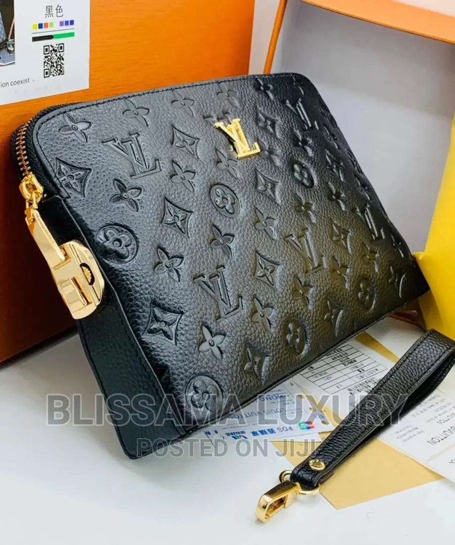 Quality Louis Vuitton Men Purse