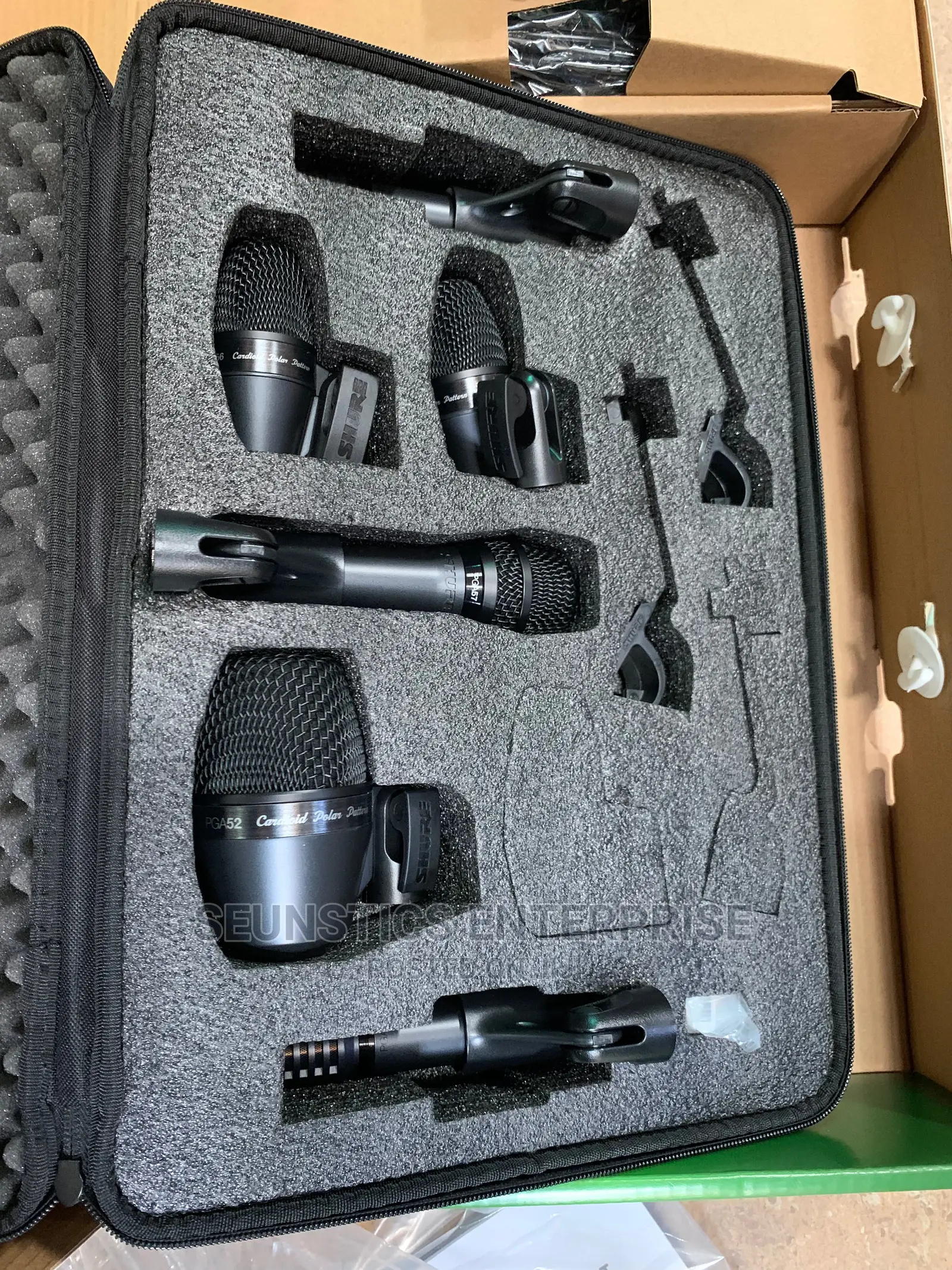 Quality Shure PGA Drumkit 6 Microphones