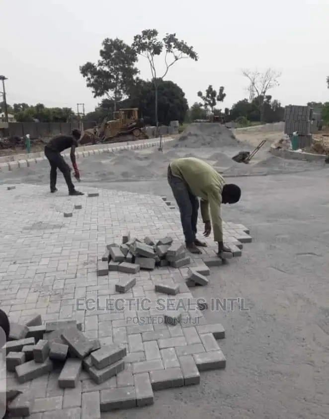 Interlocks and Pave Stone Flooring