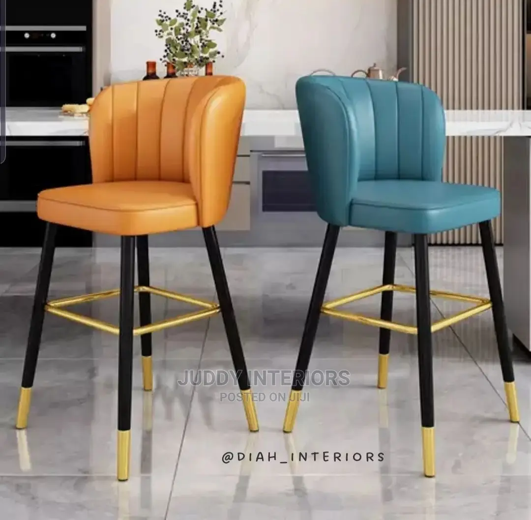 Classic Bar Stool