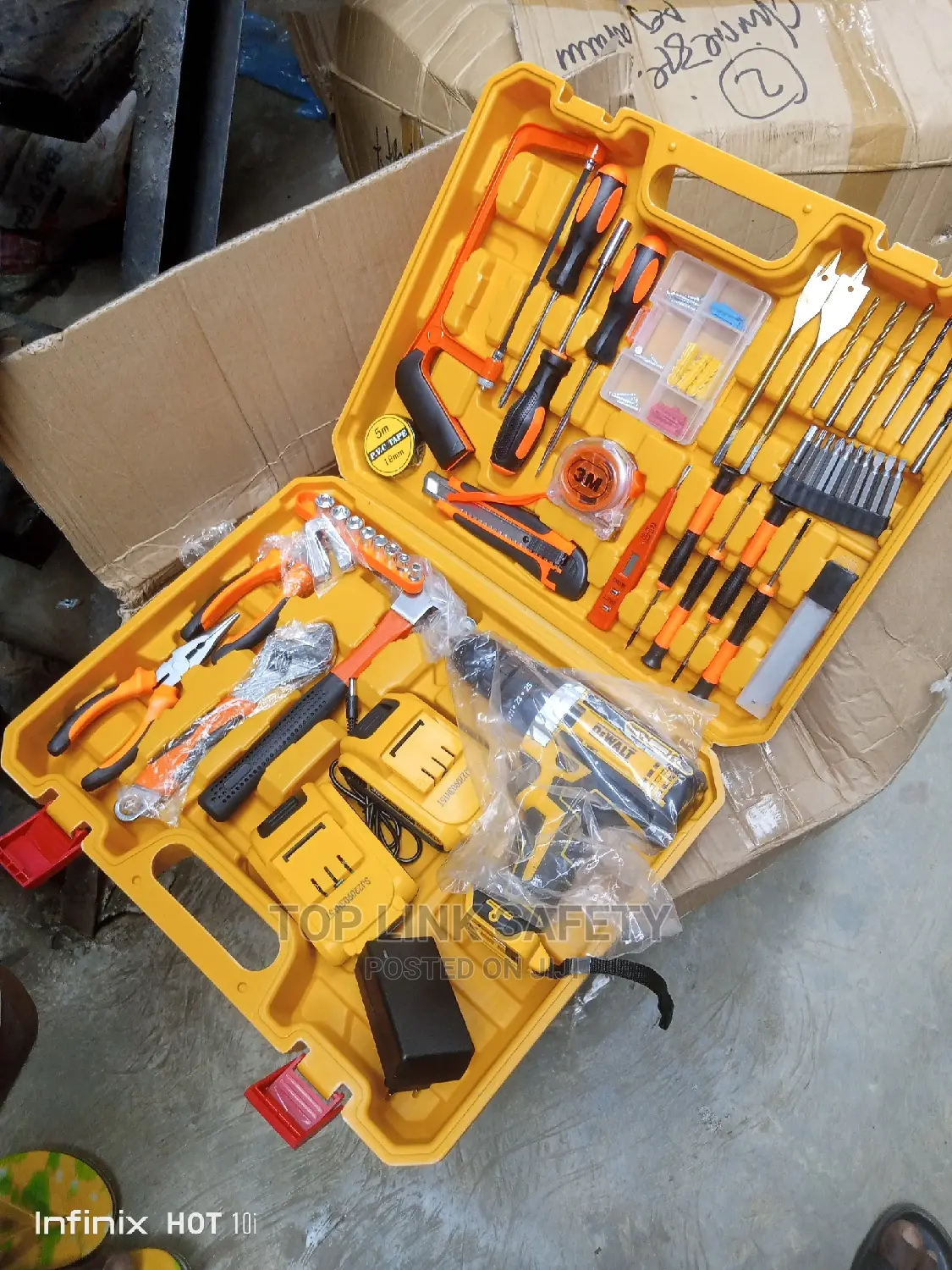 De Walt Screw Tools Boxe Machine