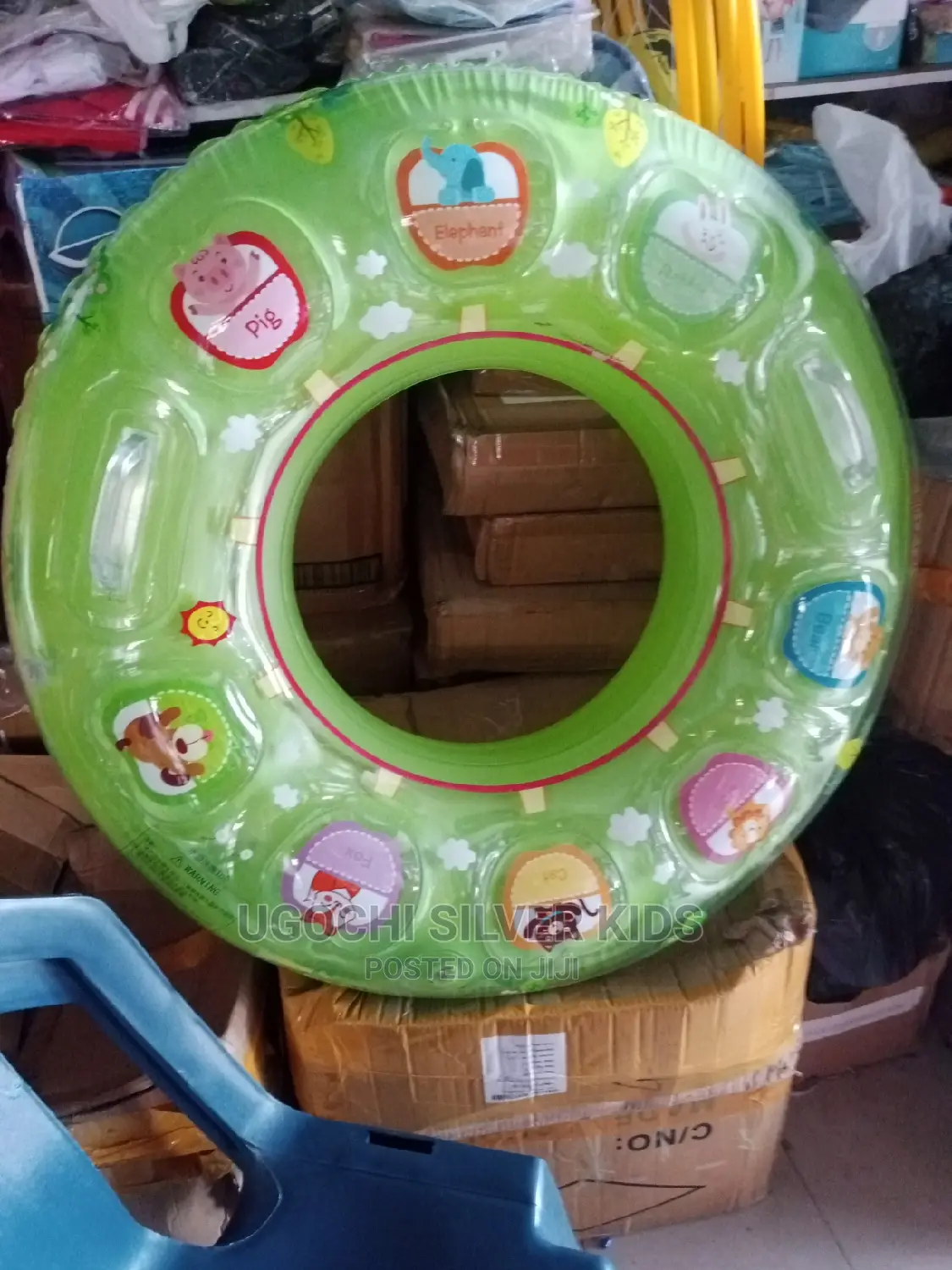 100 Adults Floater