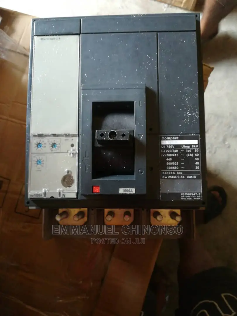 1600A 4pole Breaker