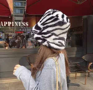 Bucket Hat