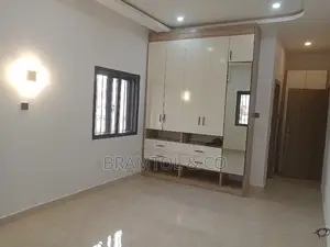 3bdrm Block of Flats in Plus Bq, Jahi for rent