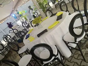 Charger Plates Available for Rent