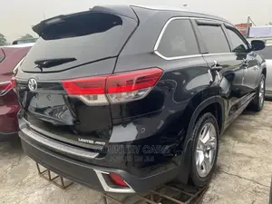 Toyota Highlander 2018 Black