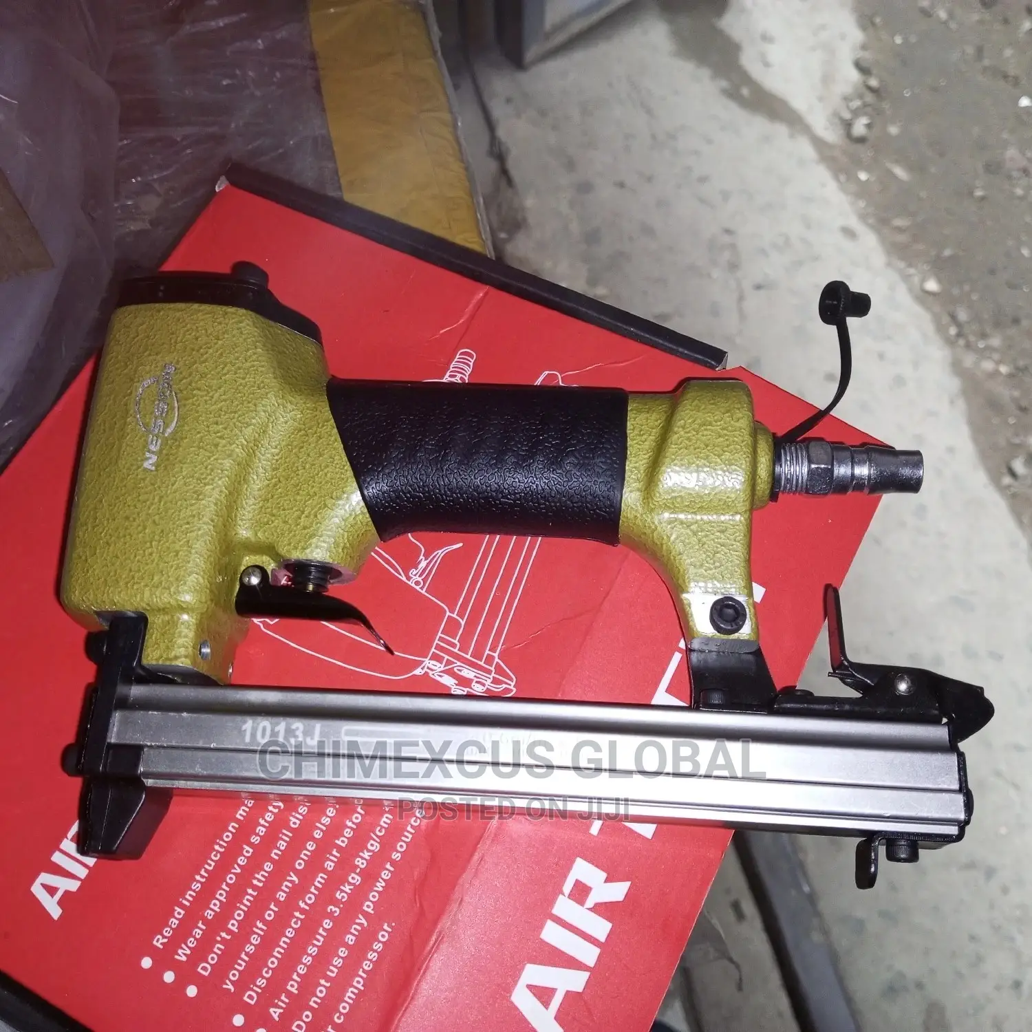 Air Tacrt Machine