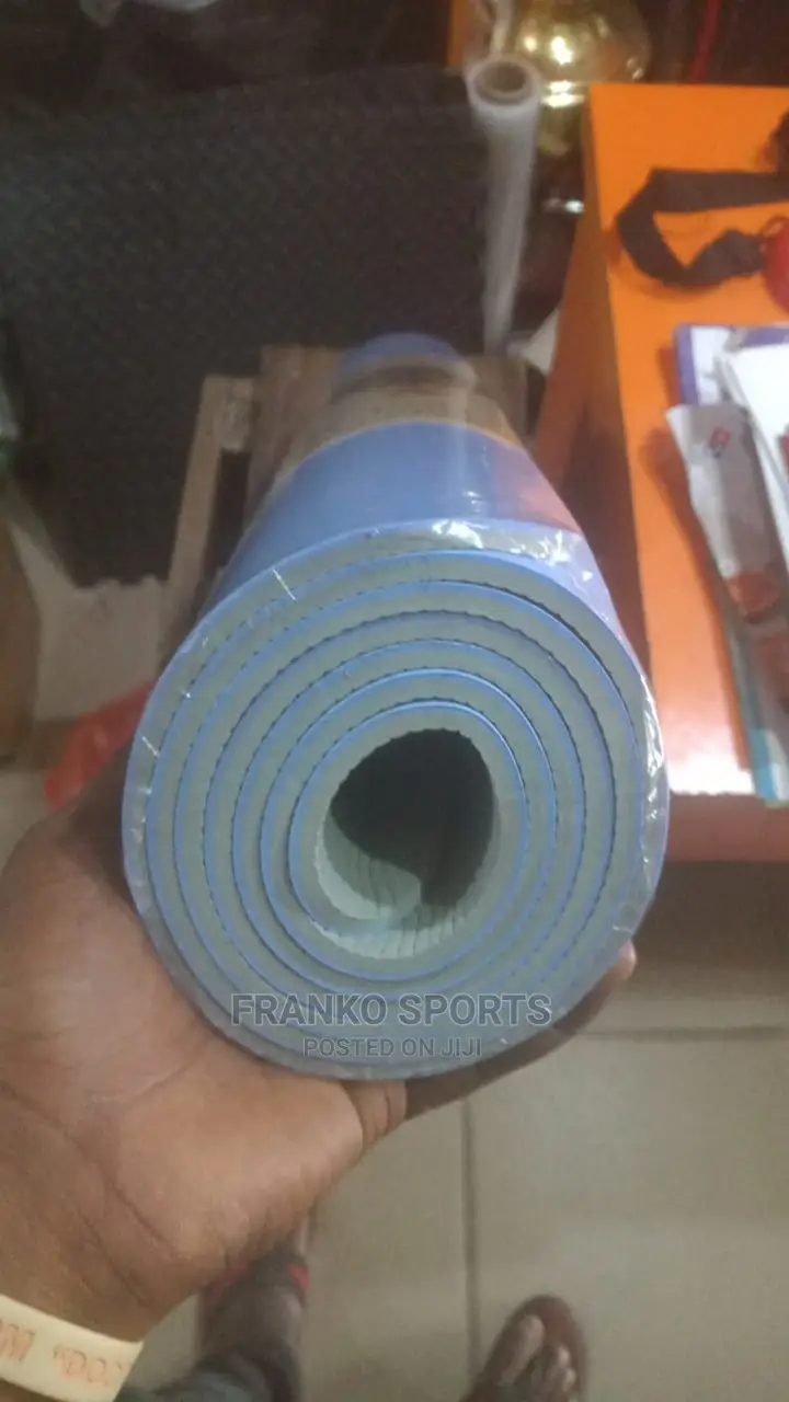2 Face Yoga Mat