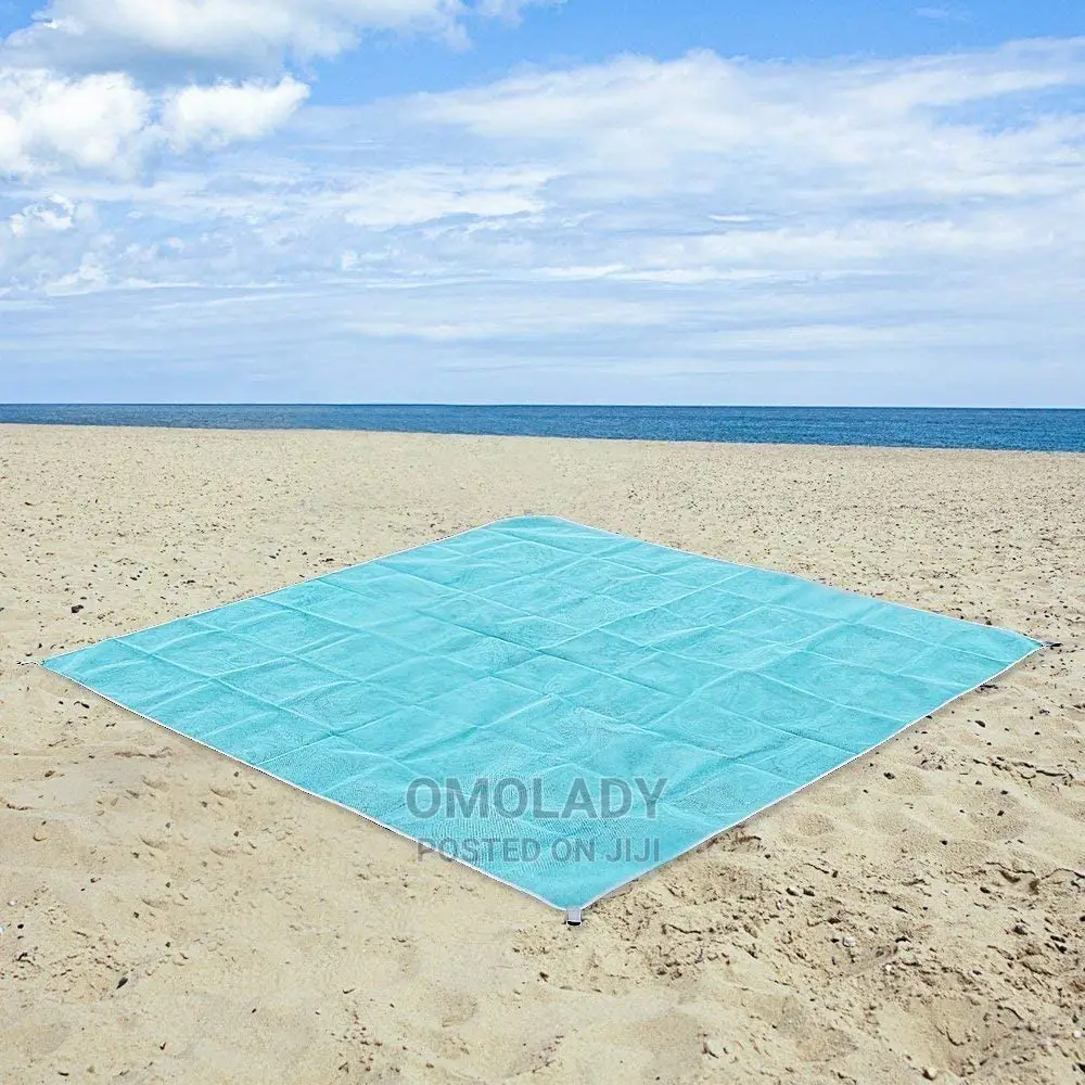 Foldable Sand-Free Beach Mat