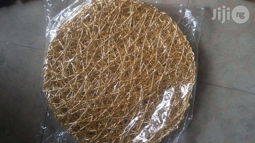 Table Net Charger Plate