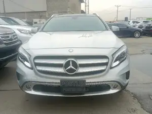 Mercedes-Benz GLA-Class 2015 Silver