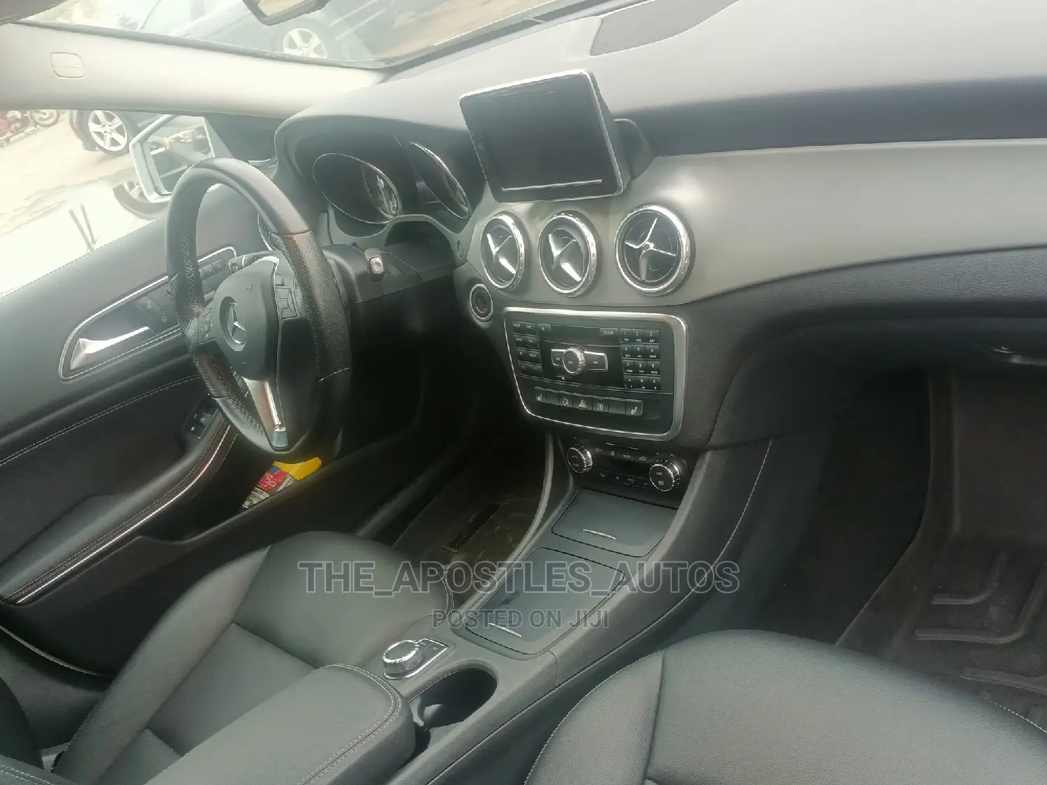 Mercedes-Benz GLA-Class 2015 Silver