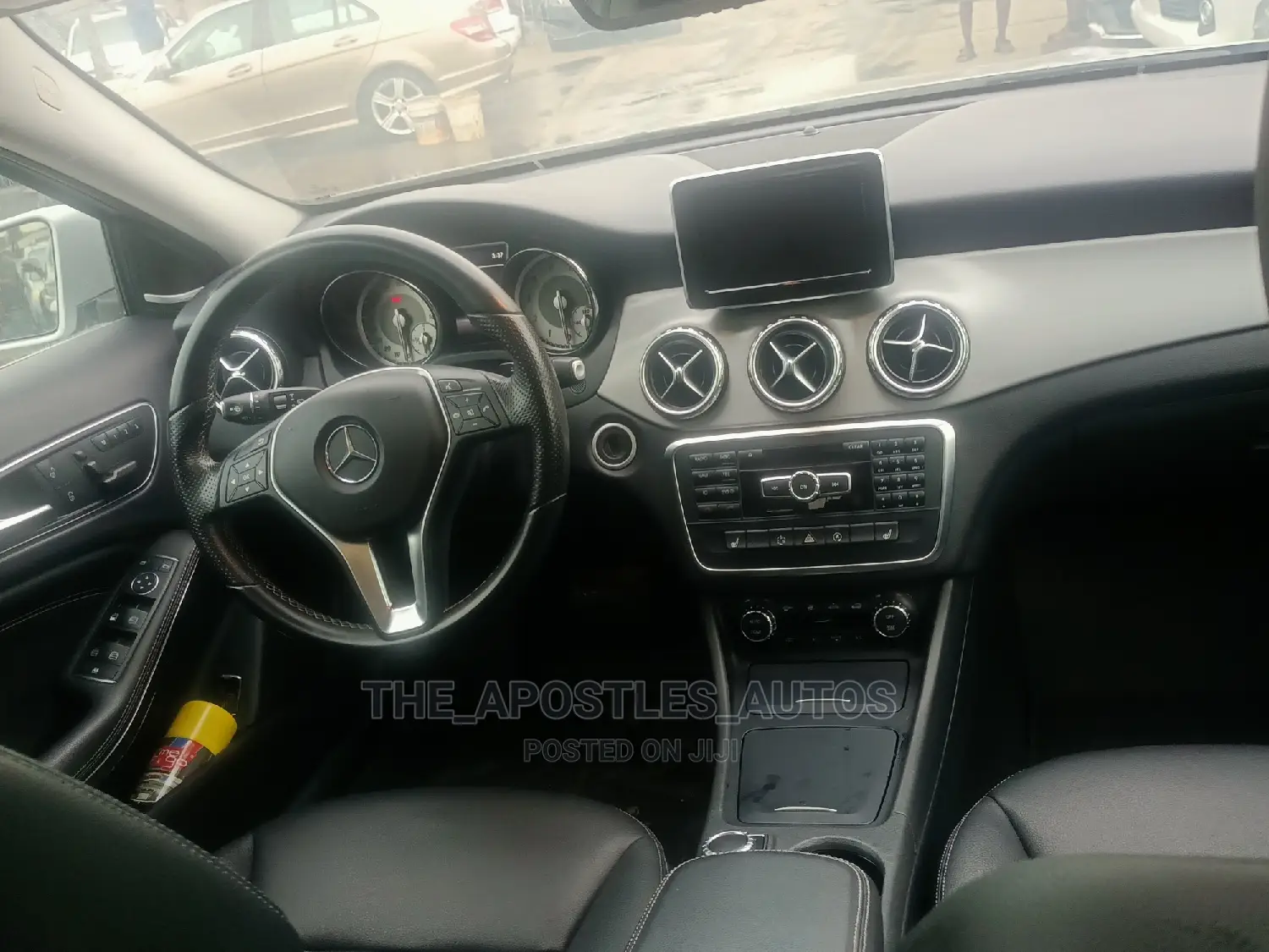 Mercedes-Benz GLA-Class 2015 Silver