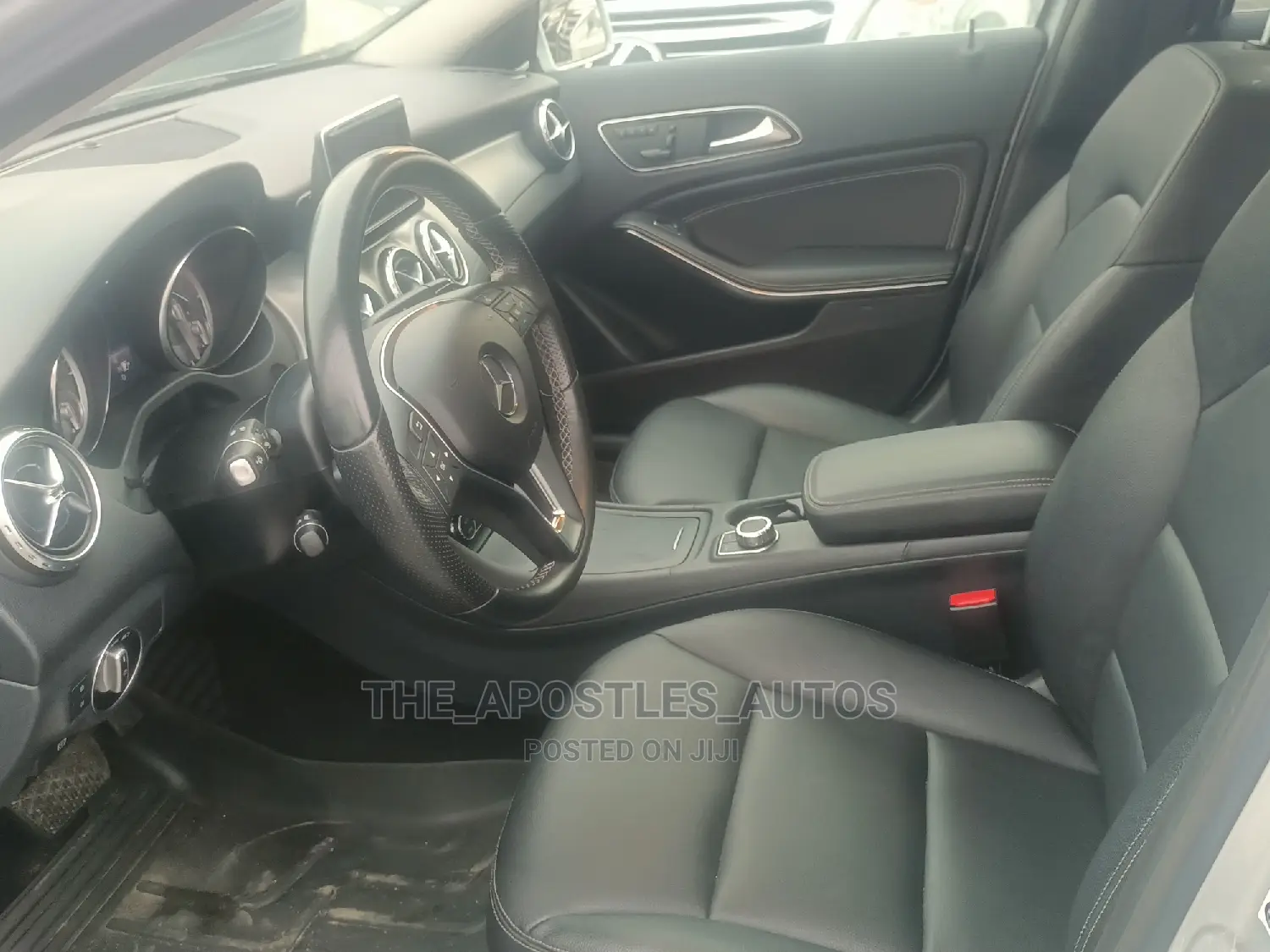 Mercedes-Benz GLA-Class 2015 Silver