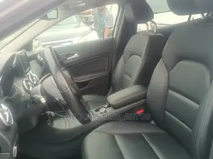 Mercedes-Benz GLA-Class 2015 Silver