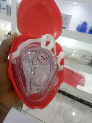 Portable CPR Pocket Mask