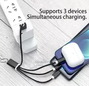 Customizable Gift Set Keyring and 3 in 1 Charging Cable