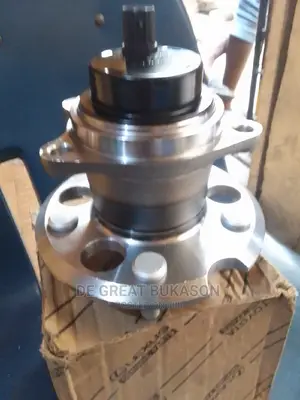 Back Hub Assy Toyota Camry 2.7 2007-2012