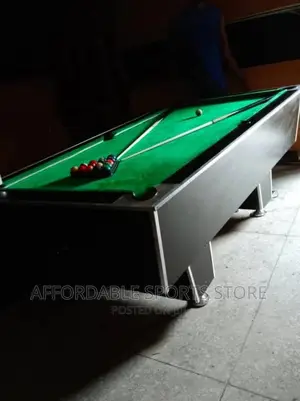7ft Beautifully Made Classic Snooker Table and Accessories