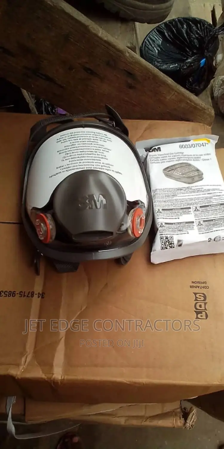 3M Full Facepiece Respirator With Catridges