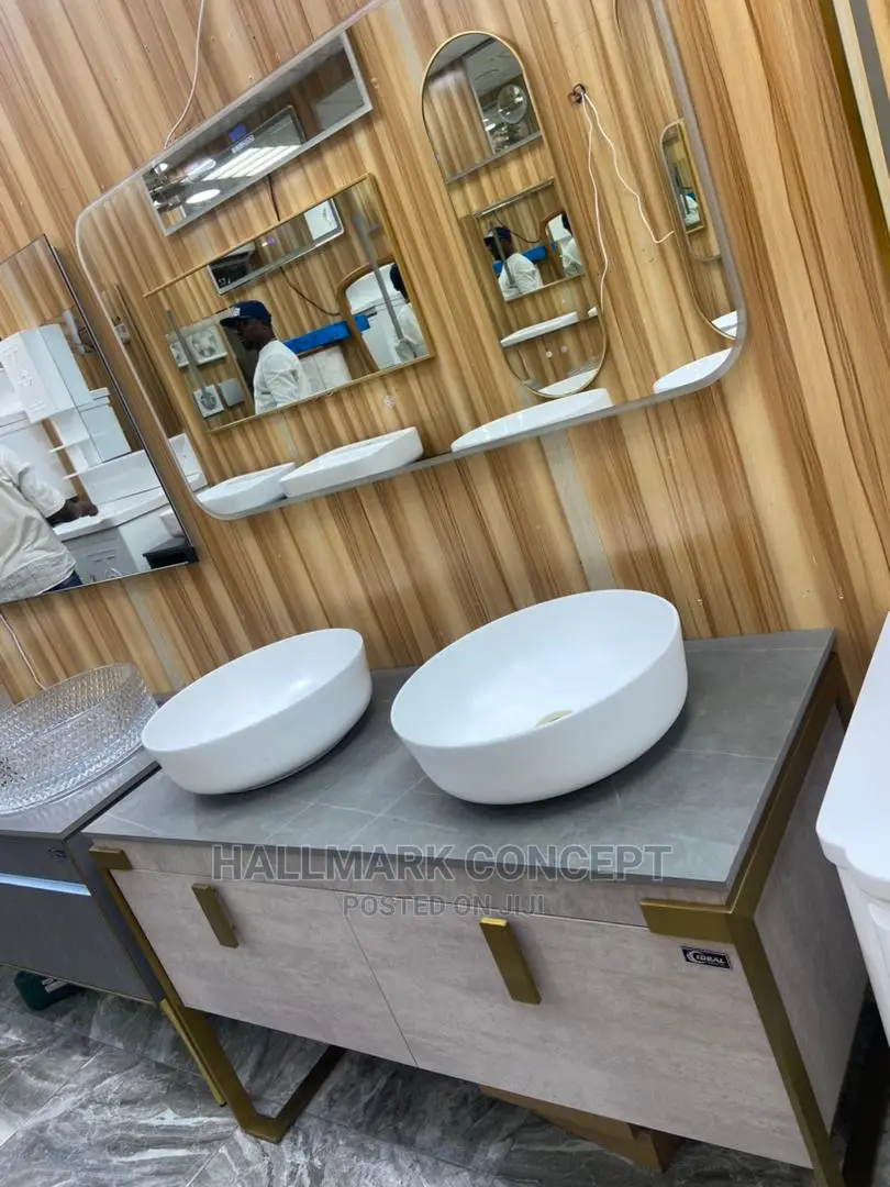 Double England Executive Cabinets