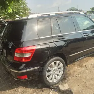 Mercedes-Benz GLK-Class 350 4MATIC 2012 Black
