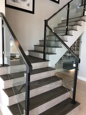 10mm Tempered Stairs Landing Railings System With Steel