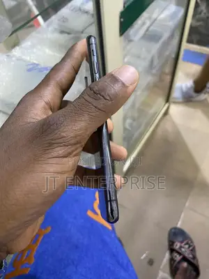 Apple iPhone X 64 GB Black
