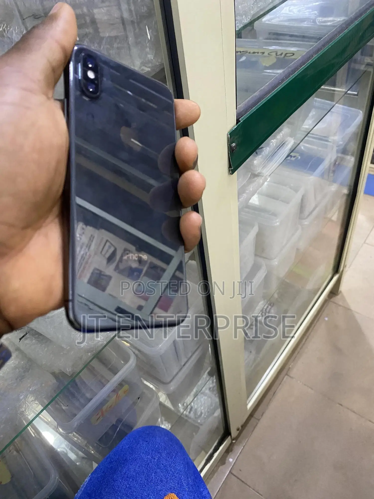 Apple iPhone X 64 GB Black