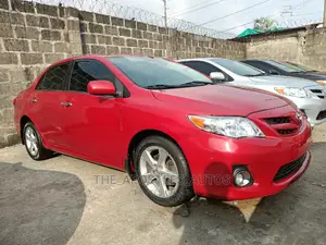 Toyota Corolla 2013 Red
