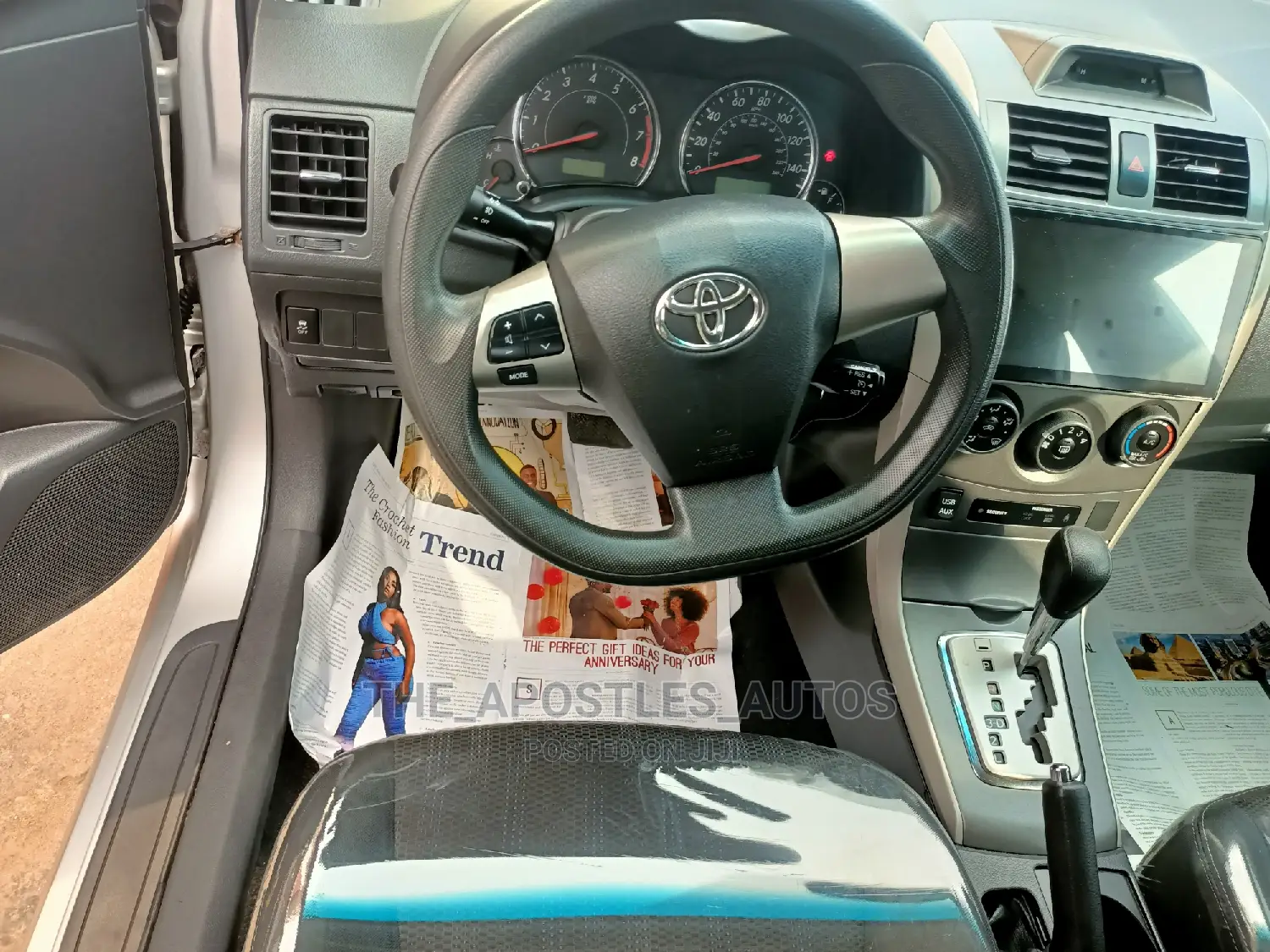 Toyota Corolla 2012 Silver