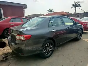 Toyota Corolla 2012 Gray