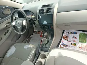 Toyota Corolla 2013 Silver